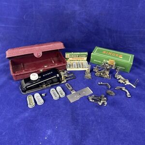 Vintage SINGER Sewing Machine Feet Attachment Sets & Buttonholers Model #s READ